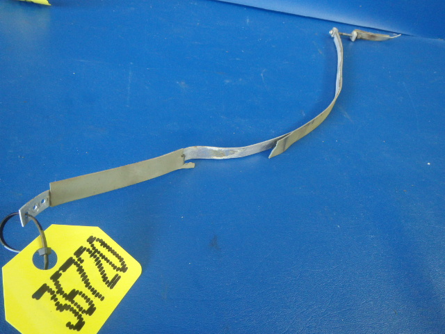 NPN Cessna - FUEL TANK STRAPS INBOARD AND OUTBOARD