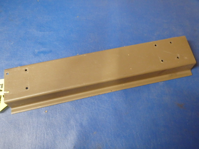 79747-01 Piper - HAT - Seat support right