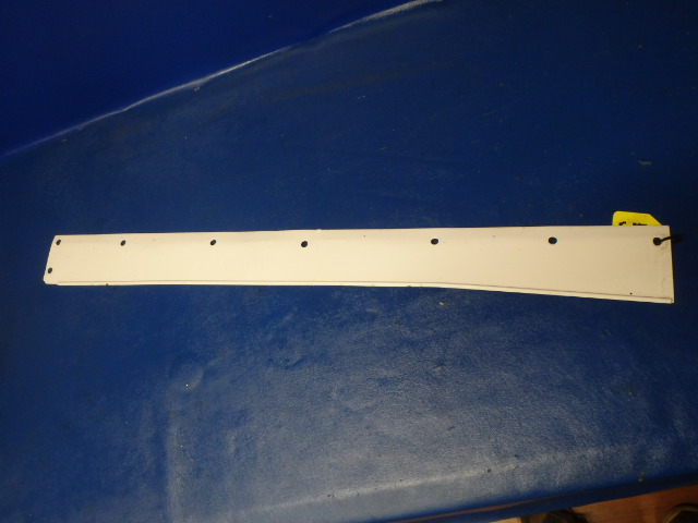 1221105-16 Cessna - FILLET ASSEMBLY-CENTER LOWER RH
