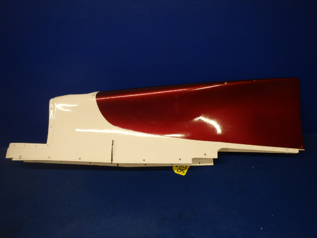 1221111-203 Cessna - Wing Tip LH (Fiberglass)