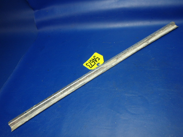 1215047-2 Cessna - Retainer-Upholstery