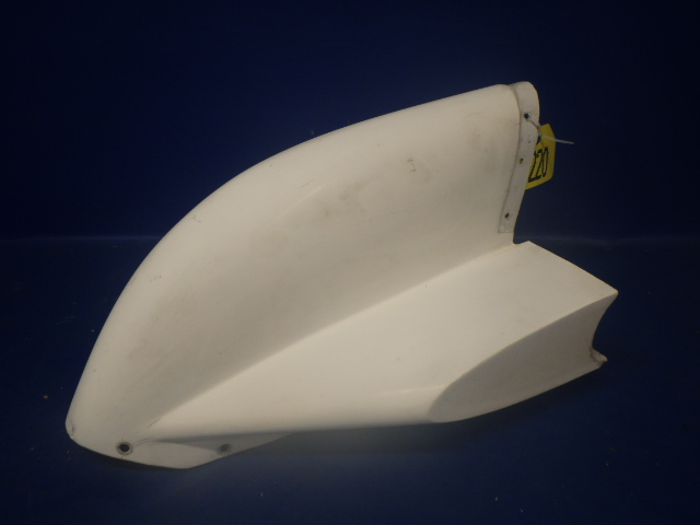 38349-18 Piper - Tip-Fin Forward(Fiberglass)
