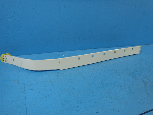 0426003-18 Cessna - FAIRING-WING LH