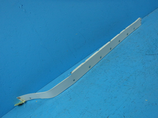 0426003-19 Cessna - FAIRING-WING RH