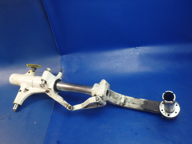 78723-30 Piper - Main Gear Assembly Right