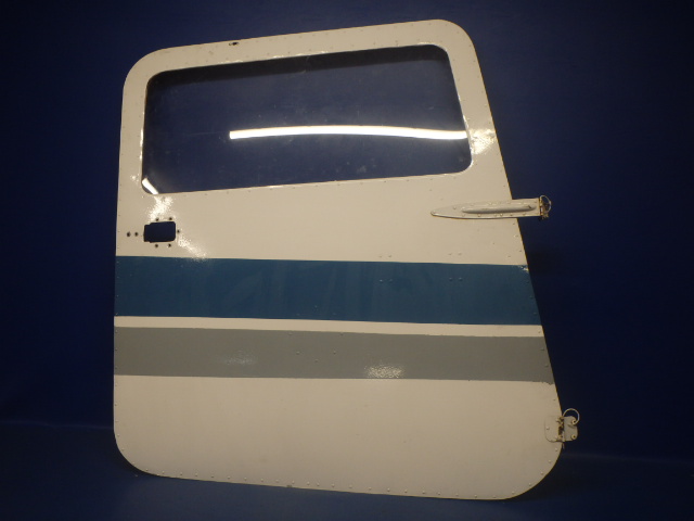 0511460-10 Cessna - RH CABIN DOOR Structure
