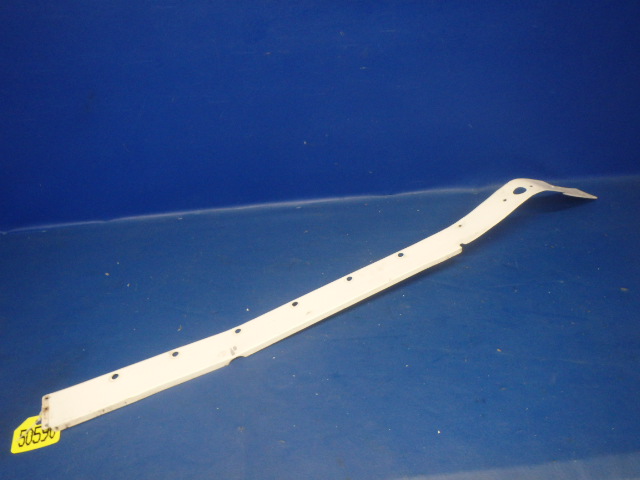 0520005-13 Cessna - WING FAIRING - -RH (small crack see details)