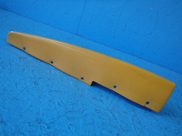 0430004-10-791 Cessna - TIP-ELEVATOR (SEE PHOTOS) Cracked Plastic
