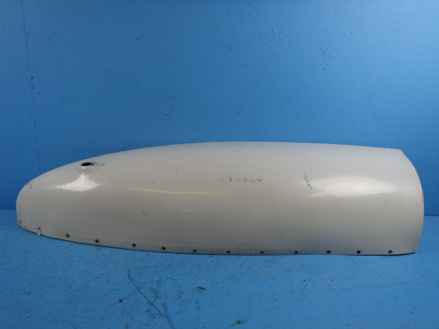 109R MADRAS AIR SERVICE - MADRAS SUPER TIP RH PIPER PA28-140 (fiberglass)