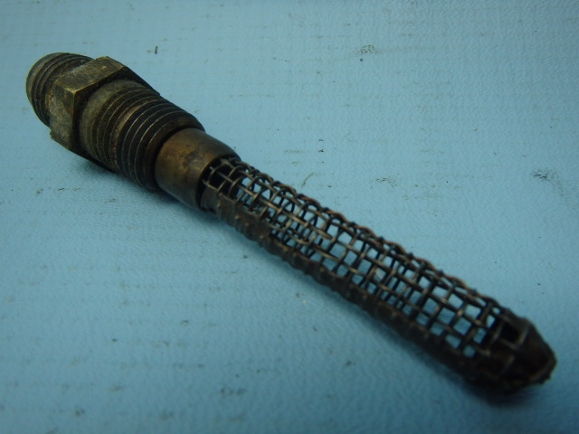 0422130 Cessna - STRAINER -FUEL TANK (FINGER)