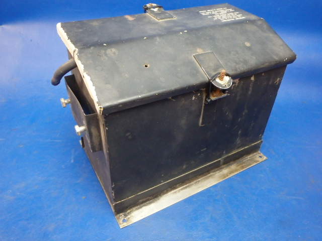 63888-00 Piper - Battery Box Assembly w/LID