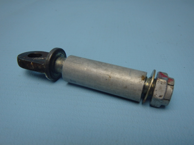 480 883 Piper - BOLT - Clevis (AN23-31A) WITH BUSHING