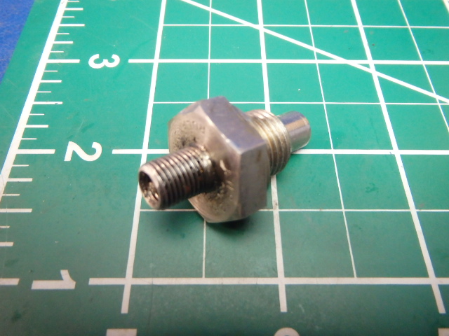 453 124 Piper - VALVE - (AN812-1)