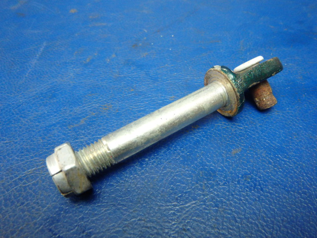 480 883 Piper - Bolt-Clevis(Door Hinge)