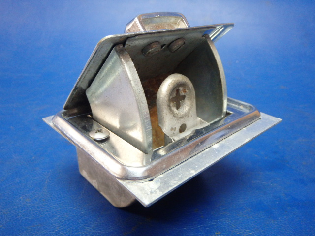 489 388 Piper - Tray-Ash Chrome