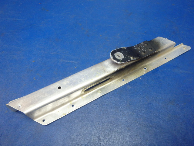 62686-03 Piper - Hat-Seat Belt Attachment Left