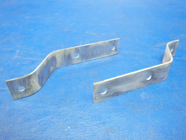 0716136-1 Cessna - BRACKET - FUEL STRAINER (QTY 2)