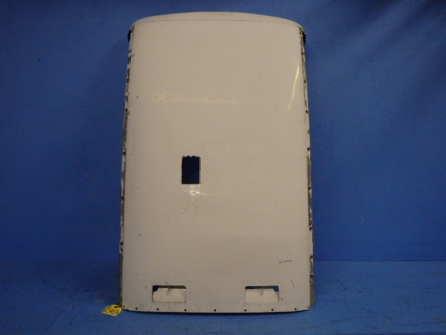 60-910021-605 Beechcraft - Upper Cowling Removed from the LH Side (See Details) Without Oil Door