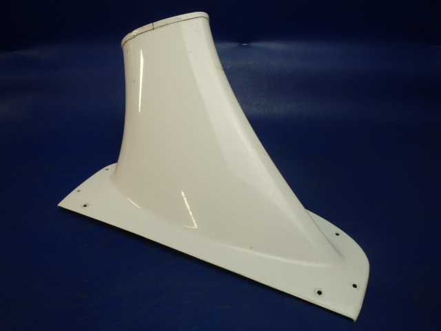 9909000-41 Cessna - FAIRING-LH LOWER WING STRUT(Plastic)