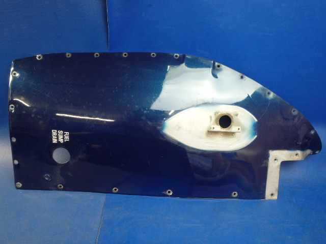 0823413-32 Cessna - FAIRING RH - LOWER TIP TANK w/0823403-2 SUPPORT - VENT SHIELD