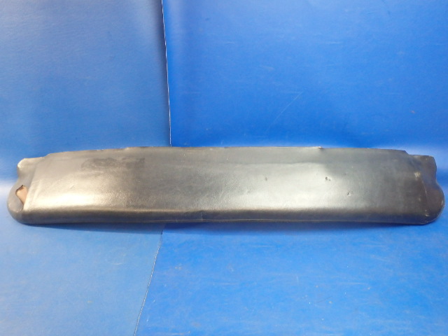 99952-00 Piper - SHIELD-Dash Cover Glare black (HOLE)