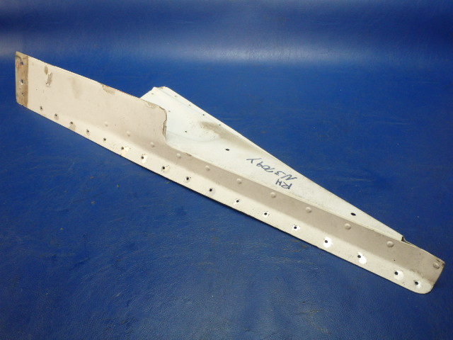 1211442-10 Cessna - FILLET-WING RH