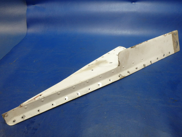 1211442-9 Cessna - FILLET-WING LH