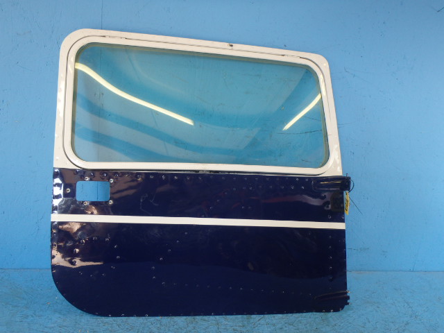 0413033-206 Cessna - DOOR ASSEMBLY CABIN RH - TINTED WINDOW