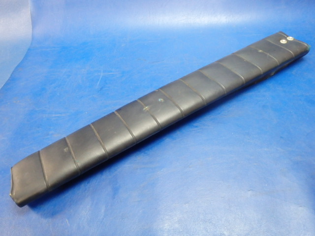 96838-00 Piper - Channel-Shin Guard Left