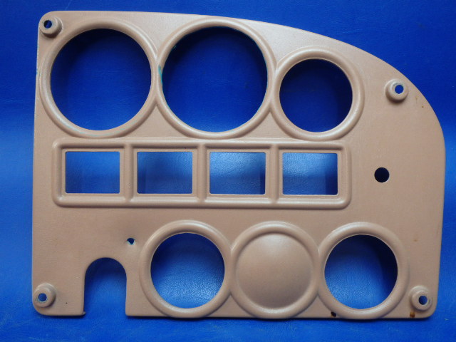 0513319-4 Cessna - Cover-Engine Instruments