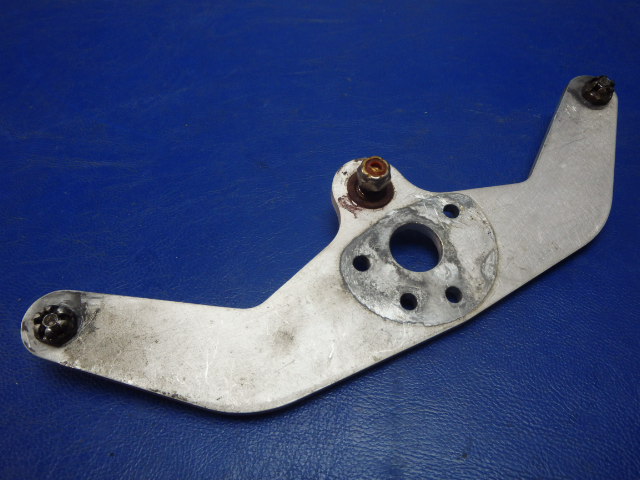 0432166-5 Cessna - Bellcrank-4 Hole Elevator