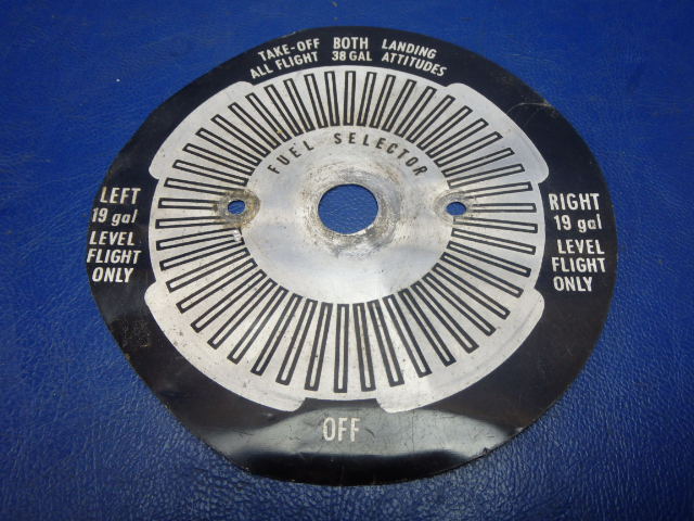 0705048-17 Cessna - PLACARD - FUEL SELECTOR 19 GAL