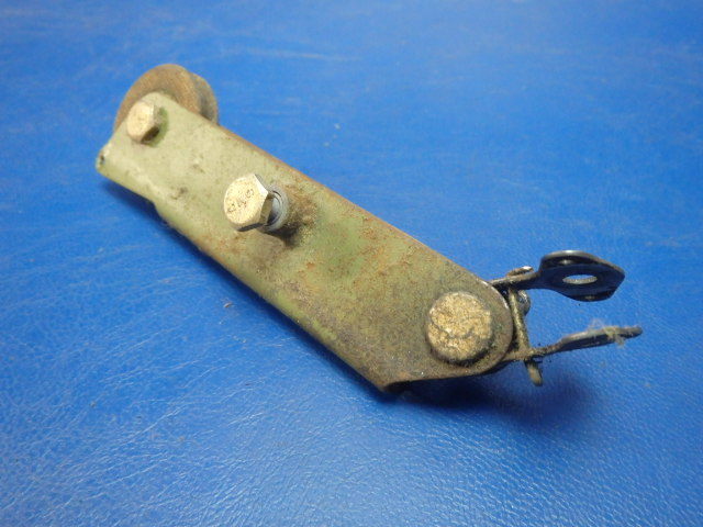 0713070-9 Cessna - Bellcrank-Parking Brake