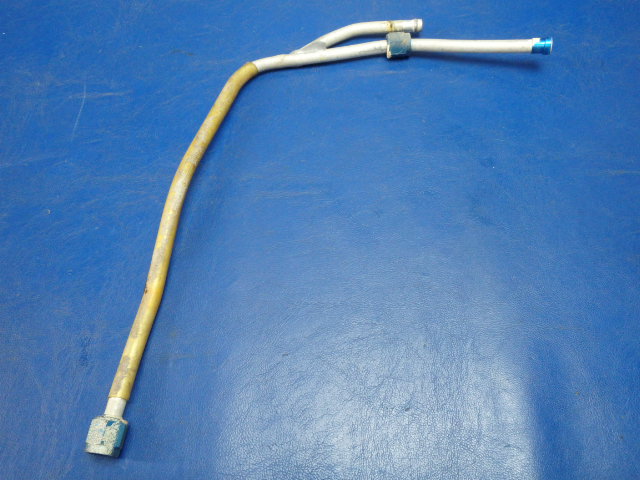 0556020-1 Cessna - Line-Fuel LH Union To Union
