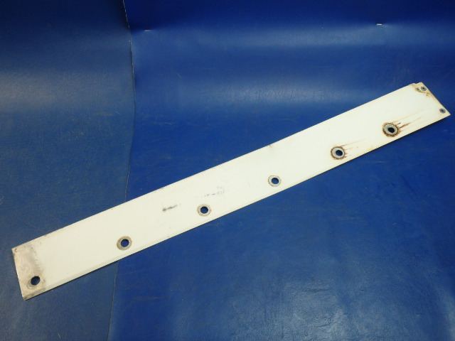 0520016-2 Cessna - Fillet-Fairing RH Wing(Cracked See Details)