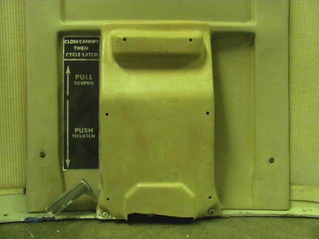 0415023-3 Cessna - Escutcheon-LH Door post