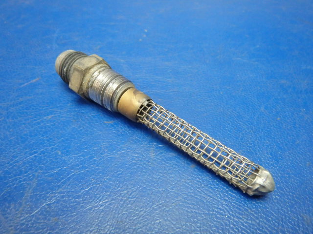 0422130 Cessna - Strainer-Fuel Tank(Finger)