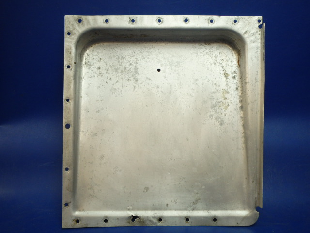 0413429-1 Cessna - FEET PAN-FRONT FLOORBOARD LH (CRACKED SEE DETAILS)
