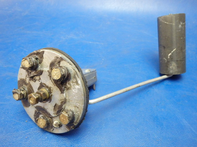 550 504 Piper - Sender-Fuel(PS10013-6)