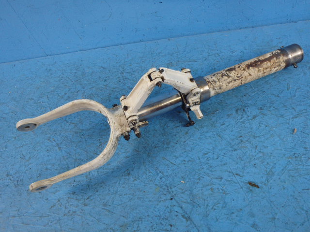 0442504-13 Cessna - STRUT. ASSEMBLY-NOSE GEAR