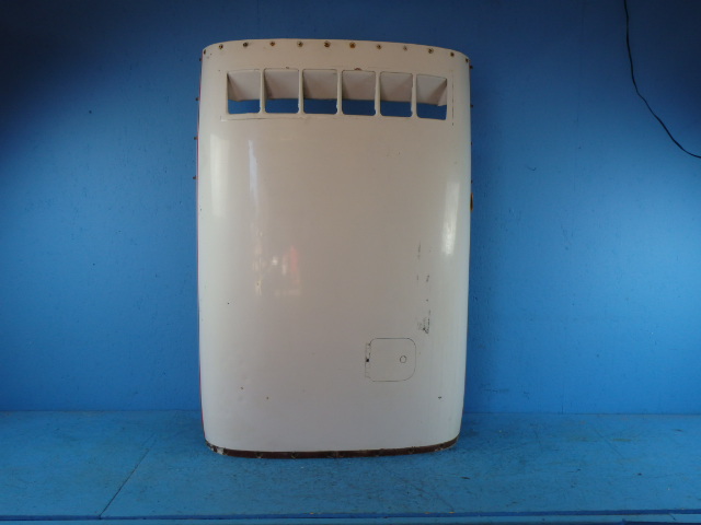0851163-200 Cessna - COWL - UPPER LH WITH OIL DOOR (See details)