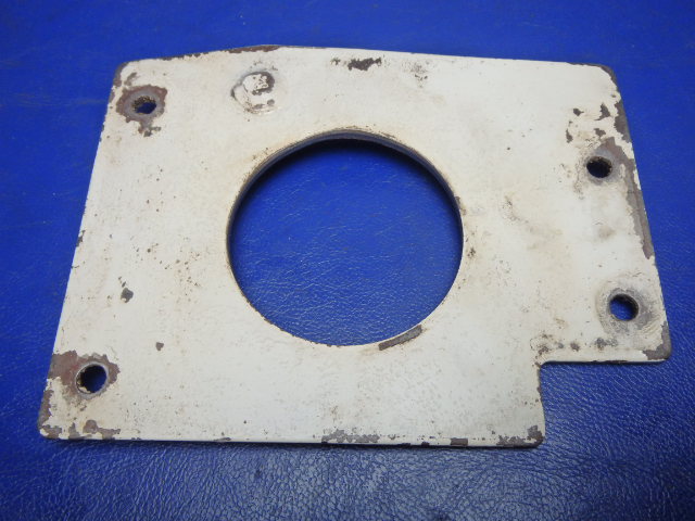 1743009-1 Cessna - Fitting-Nose Gear