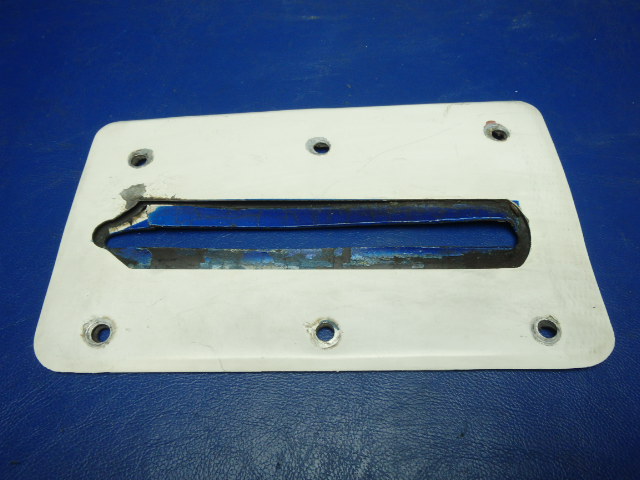 0511071-3 Cessna - Plate-Landing Gear Fillet LH