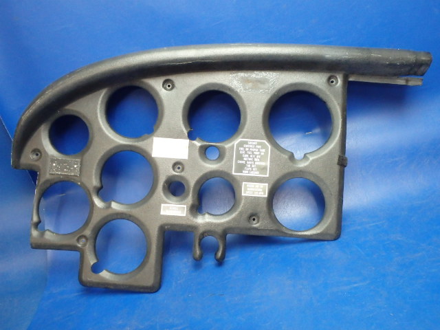 63115-09 Piper - INSTRUMENT PANEL COVER - Left.SMALL CRACKS ON TOP SEE PICTURES FOR DETAILS
