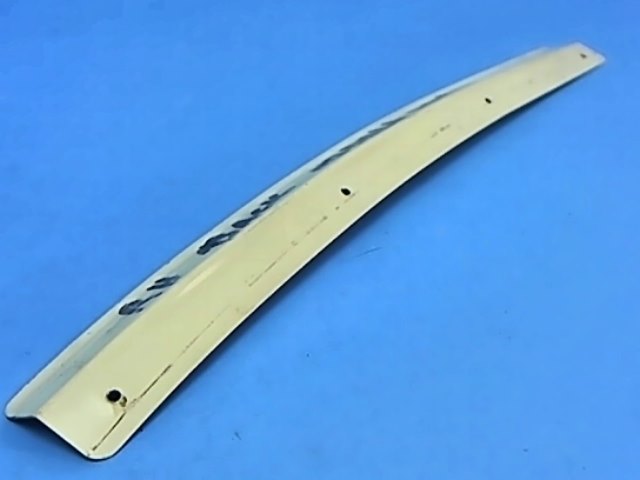 76267-01 Piper - RETAINER - Center window rear right