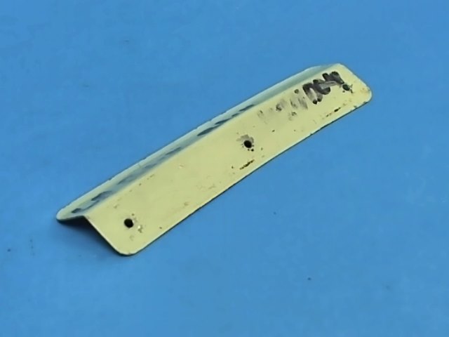 76272-00 Piper - RETAINER - Rear window rear left