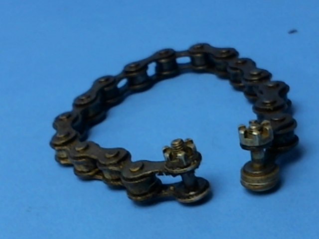 62858-03 Piper - CHAIN - (65 Diamond 1/8 roller 8.5 L.)