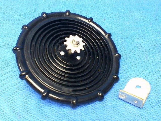 0460127-2 Cessna - WHEEL - TAB CONTROL