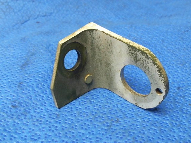 60-410031-33 Beechcraft - BRACKET SWITCH /LH ONLY/