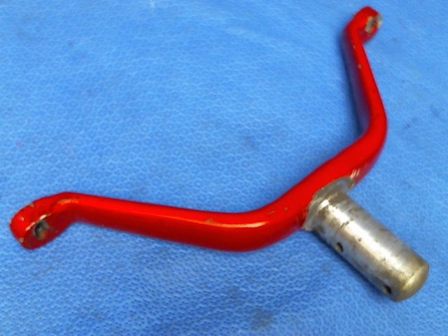 3-10012 Champion 7ECA Citabria - TAIL WHEEL ARM
